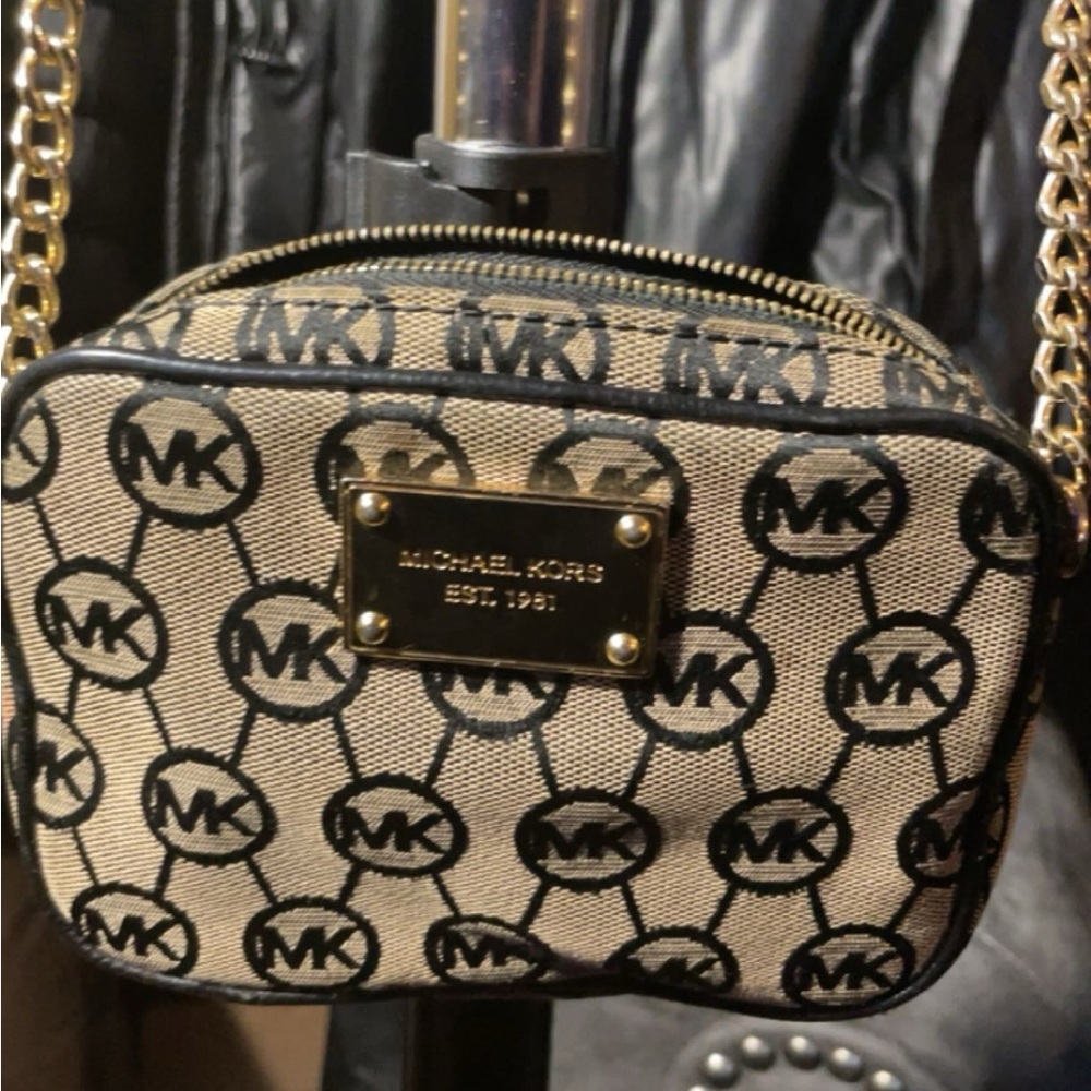 Michael Kors mini crossbody